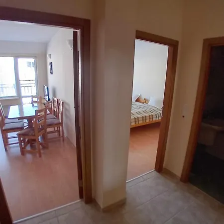 Sa Services Private Apartments, Eagle Rock Complex 4*