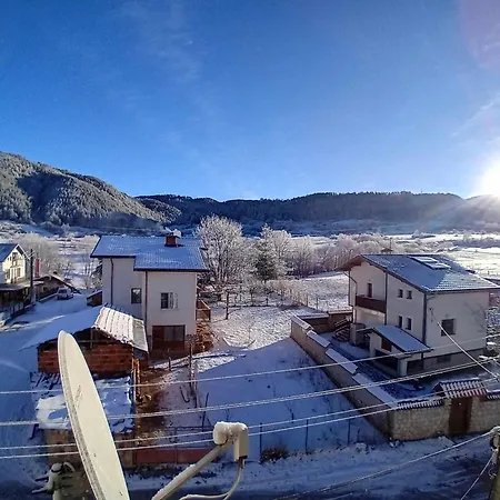 Aparthotel Sa Services Private Apartments, Eagle Rock Complex Beli Iskar