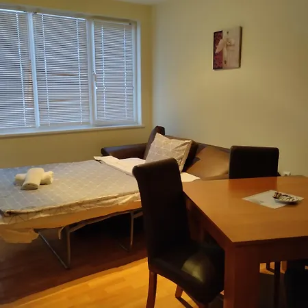 Sa Services Private Apartments, Eagle Rock Complex 4* Beli Iskar