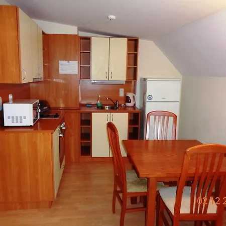 Sa Services Private Apartments, Eagle Rock Complex 3*