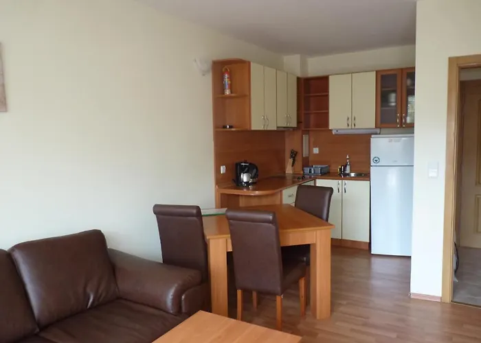 Sa Services Private Apartments, Eagle Rock Complex 4* Beli Iskar