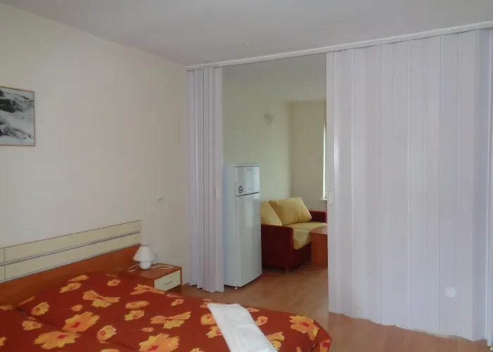 Aparthotel Sa Services Private Apartments, Eagle Rock Complex Beli Iskar