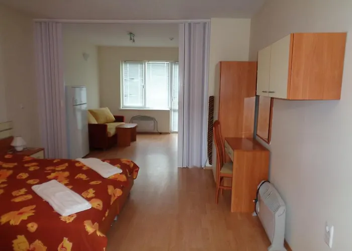 Aparthotel Sa Services Private Apartments, Eagle Rock Complex