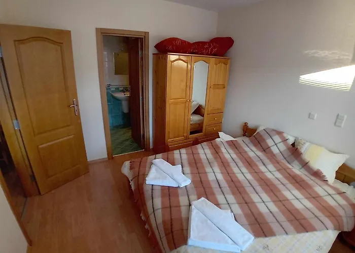 Sa Services Private Apartments, Eagle Rock Complex 4* Beli Iskar