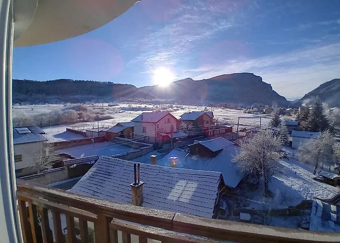 Aparthotel Sa Services Private Apartments, Eagle Rock Complex 4*