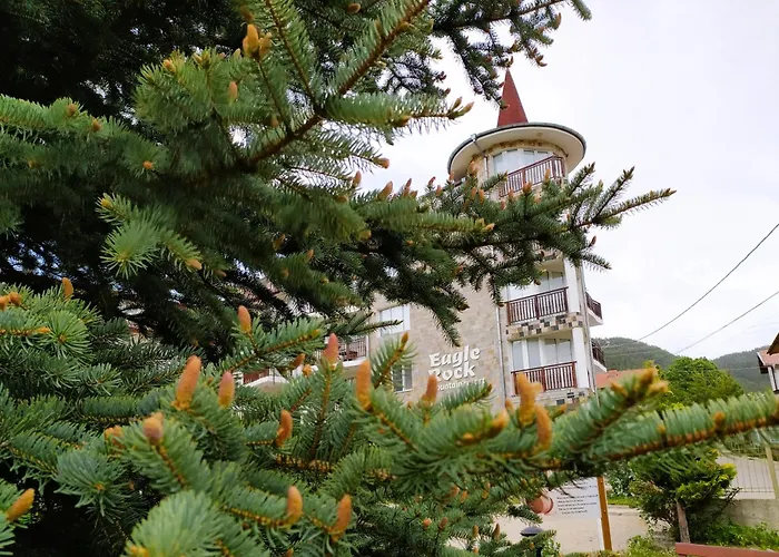 Sa Services Private Apartments, Eagle Rock Complex